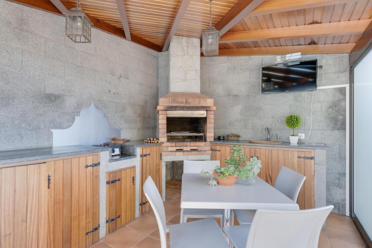 3B Villa Heated Pool Barbecue Games Room Funchal  Exteriör bild
